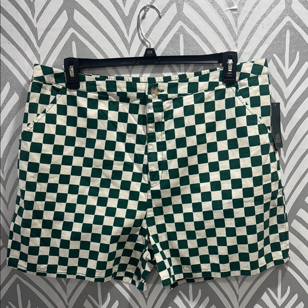 Wild Fable Green and White Bermudas